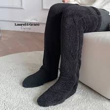 VärmStrumpor™ – långa mysstrumpor i mjuk fleece