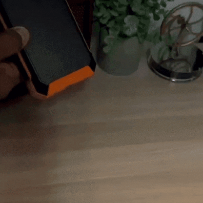 SolKraft™-Powerbank med dubbel laddning (USB och solcell)