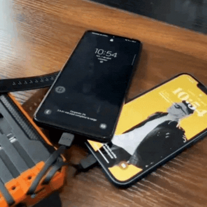 SolKraft™-Powerbank med dubbel laddning (USB och solcell)