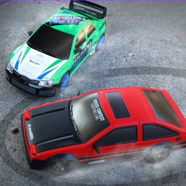 TurboRacer™ GTR | 4WD Drift-RC-Bil, Snabbladdning & Action!