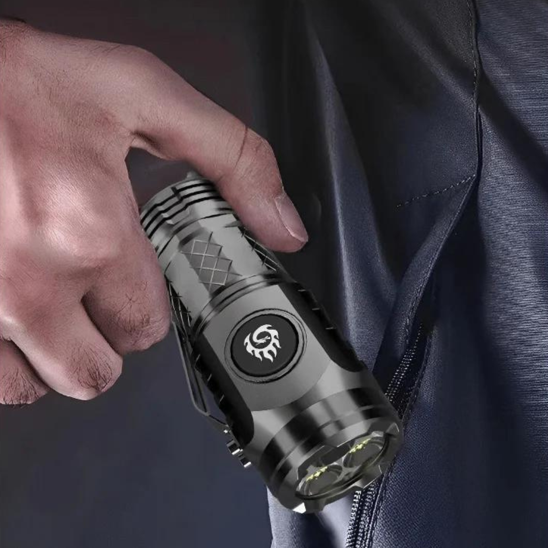 TitanLjus™ – Mini Treögd Superkraft Ficklampa